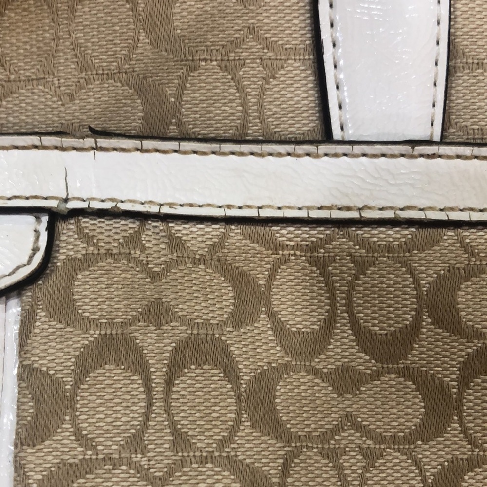 Coach Signature Cloth bag in beige with cream trim and handles. - Picture 8 of 9